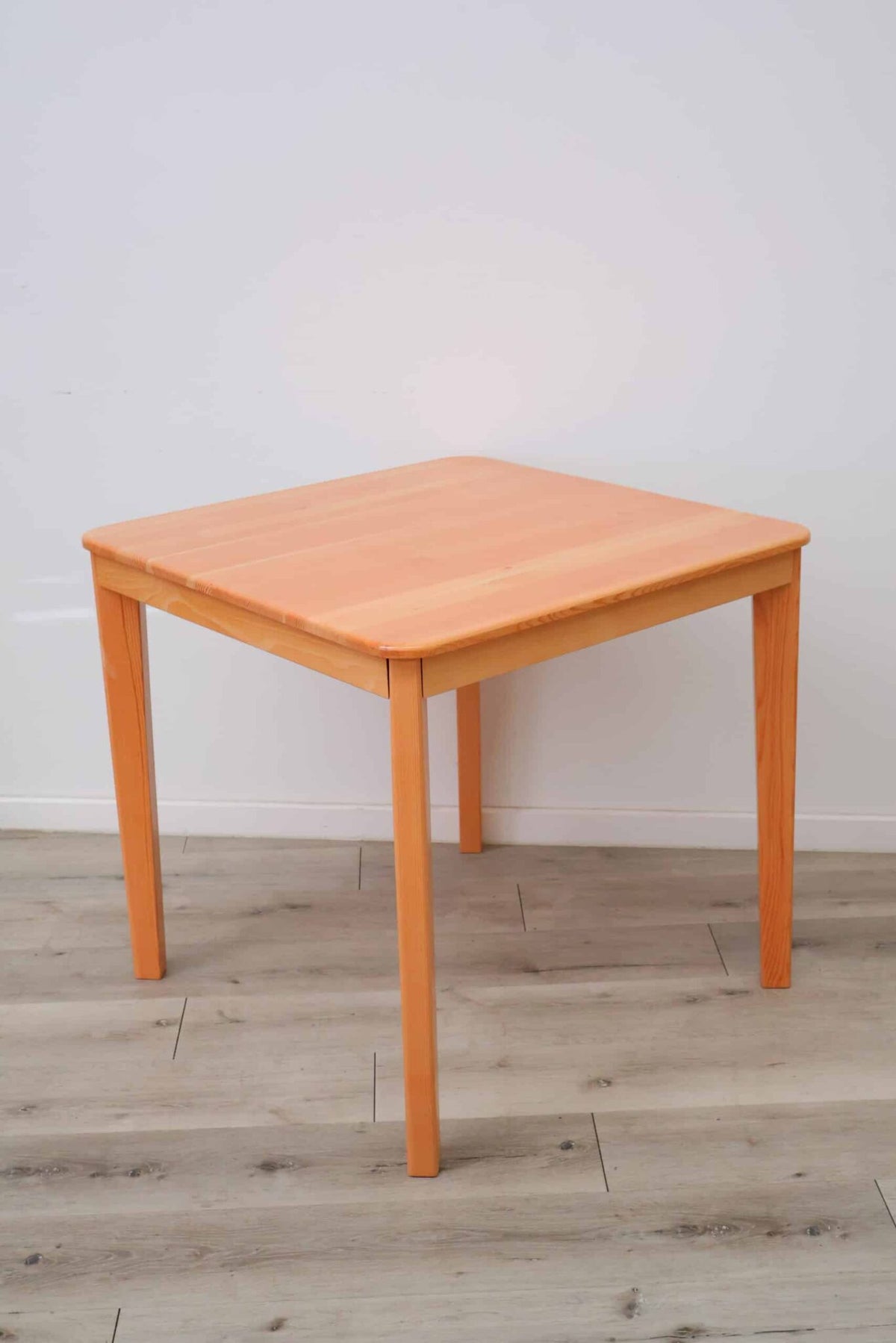 Classic Square Table