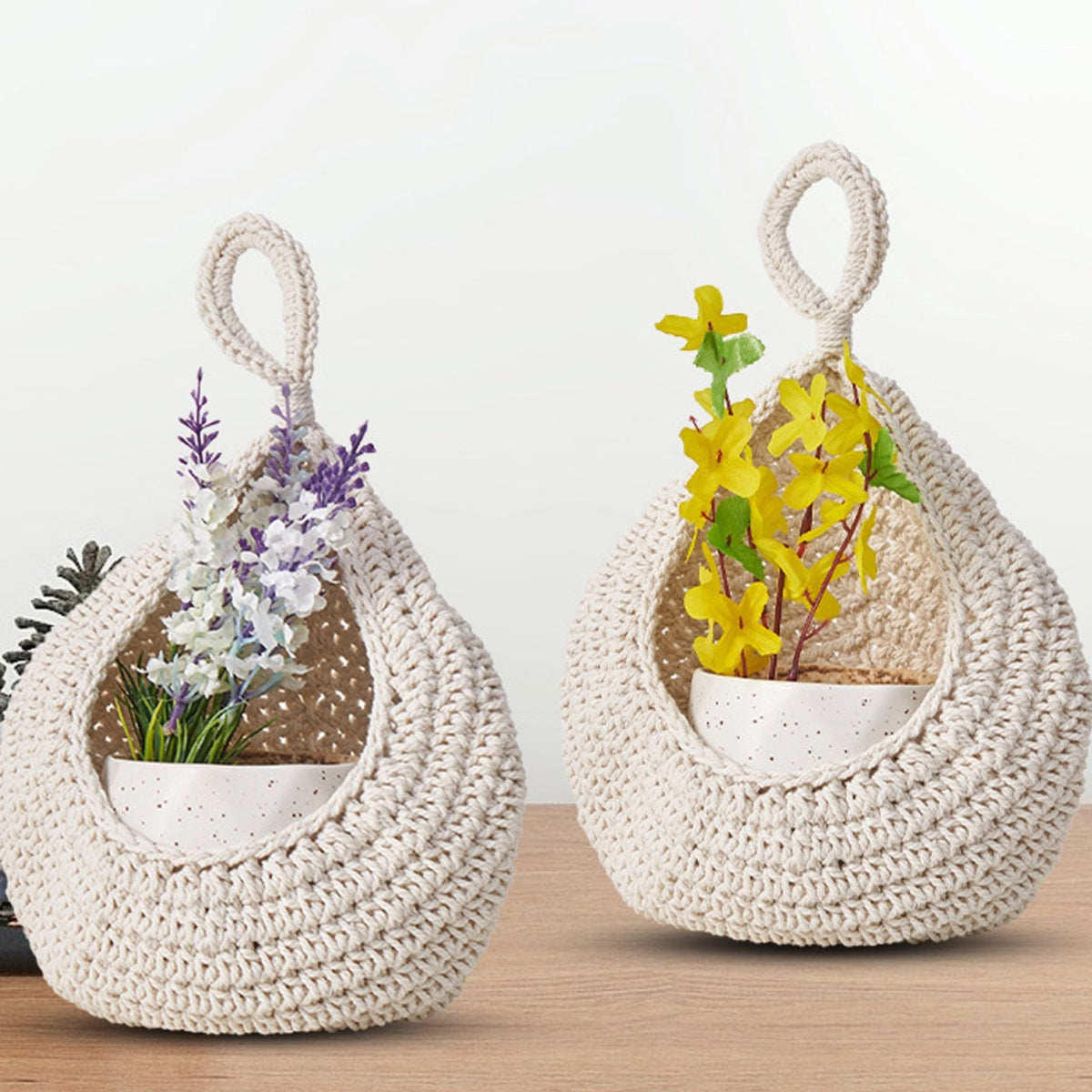Woven Breads Baskets, Oval Small Fruit Baskets, Stackable Plastic Wicker Baskets for Serving Vegetables, Kitchen, Restaurant, Outdoor, Imitation Rattan, 1 Pcs, 7.48x5.11x2.75 7.87" x 1.97" Beige