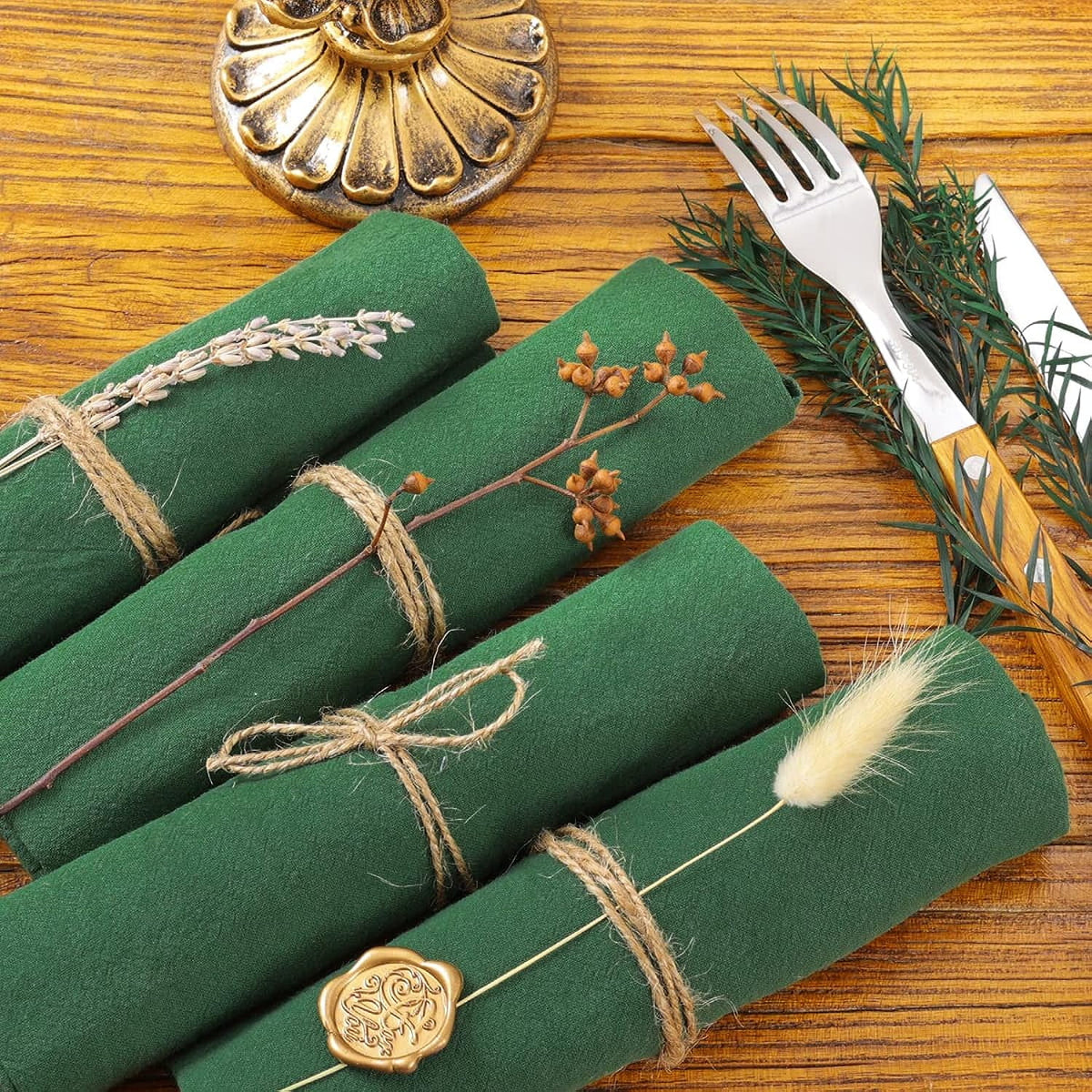 Holzlrgus Cotton Linen Napkins Bulk 17"x17" Stonewashed Cloth Dinner Napkins Rustic Thick Table Napkins for Fall Thanksgiving Christmas Party Wedding Decoration (Set of 4, Sage) Emerald Green