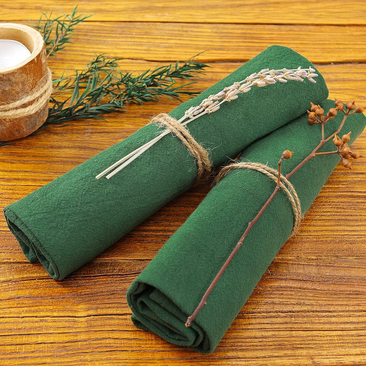 Holzlrgus Cotton Linen Napkins Bulk 17"x17" Stonewashed Cloth Dinner Napkins Rustic Thick Table Napkins for Fall Thanksgiving Christmas Party Wedding Decoration (Set of 4, Sage) Emerald Green