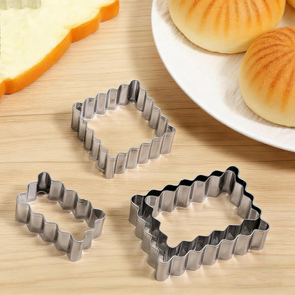 6 Pcs Scalloped Cookie Cutter Set, Square Cookie Cutter, Wavy Rectangle Cookies Cutters Set Scalloped Cutters Reusable Cookies Mold with Jagged Edge Design for a Special Event Holiday Everyday Treat