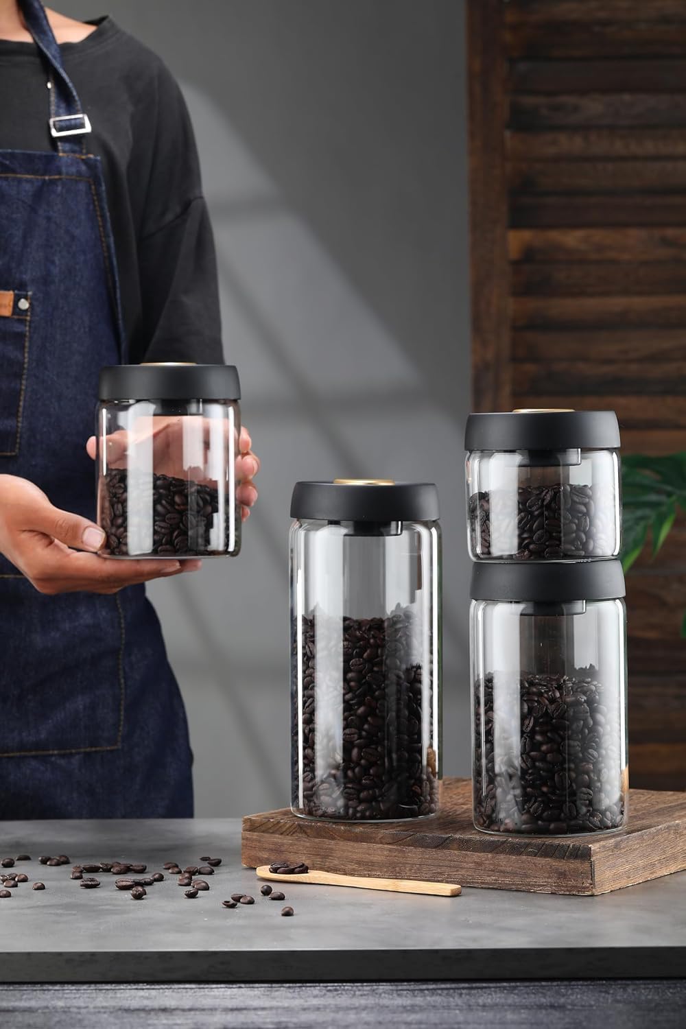 Airtight Borosilicate Glass Coffee Bean Storage Container with Vacuum Sealed Lid, 2pcs Food Storage Jars for Dry Goods, Coffee Bar Necessity