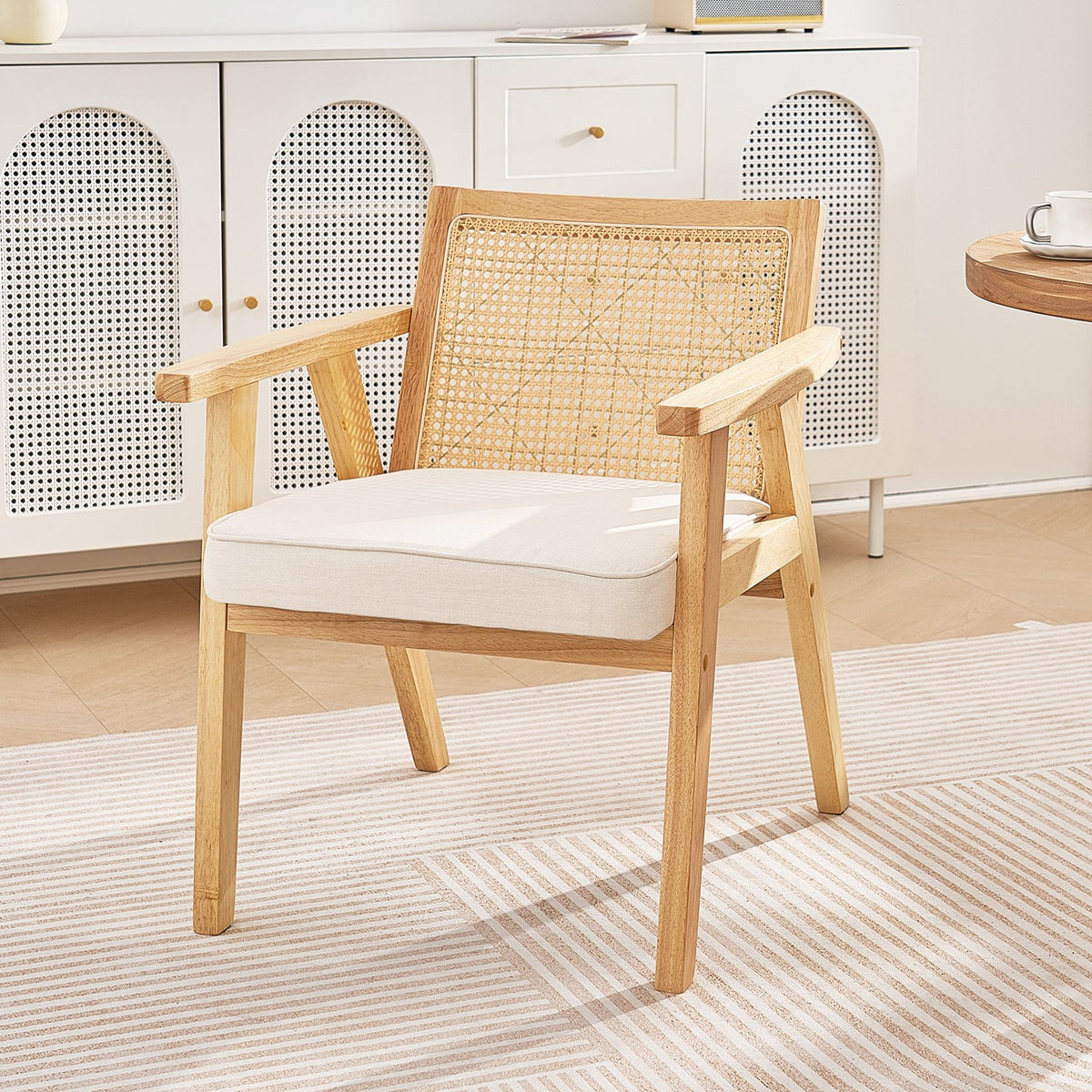 Rattan Chair, Mid Century Modern Dining Chair with Armrest, Upholstered Chair with Rattan Back, Retro Rattan Dining Room Kitchen Chair for Living Room, Bedroom, Reading Room, and Office, Beige